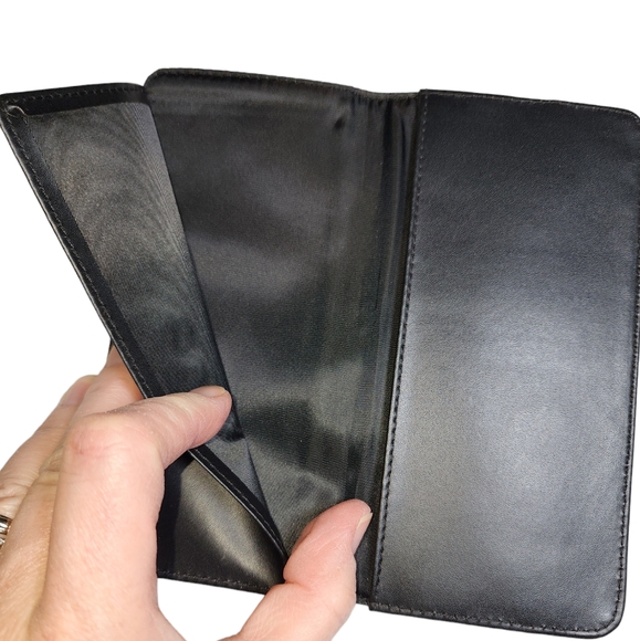 Kenneth Cole Reaction Black Vegan Leather Bifold Checkbook Wallet 6.5"X3"X0.25" - Picture 4 of 6